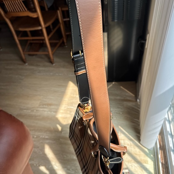 Burberry Tan and Black Checkered Satchel - Picture 3 of 6